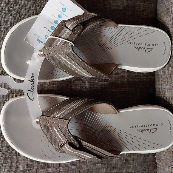 Clarks Cloudsteppers Gray Sandals SIZE 9 - Picture 3 of 5